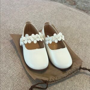 Charming White Kids Dress Shoes with Floral Accents